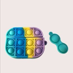 NWT- Airpods Pro PopIt Fidget Bubble Case